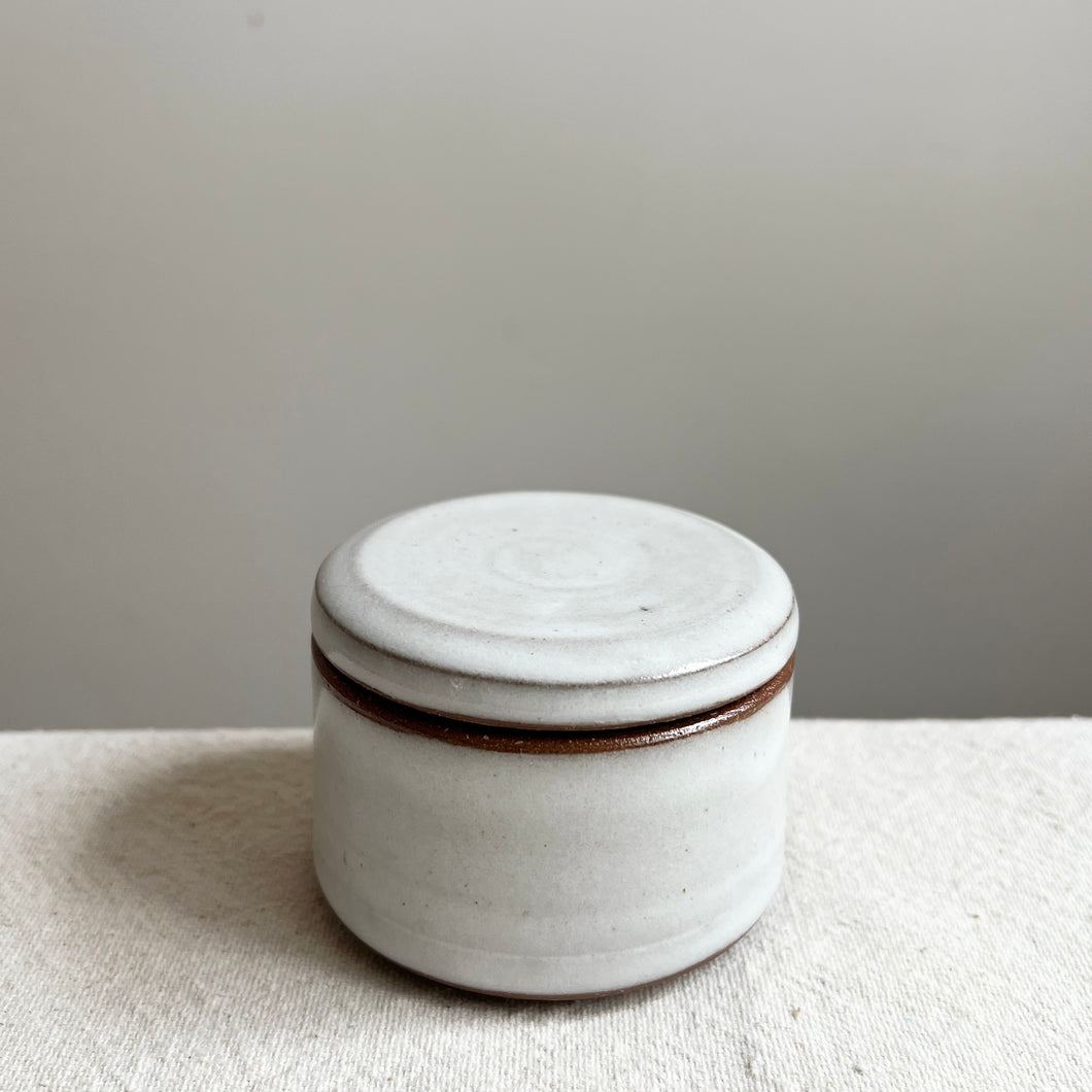 Small Canister-Linen