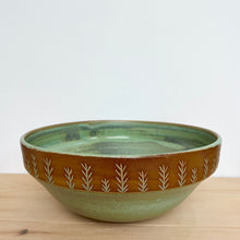 Load image into Gallery viewer, Serving Bowl-Wheatstalk
