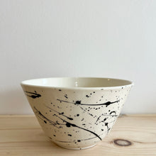 Load image into Gallery viewer, Emovere Ramen Bowl-2
