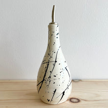 Load image into Gallery viewer, Oil Cruet-Emovere
