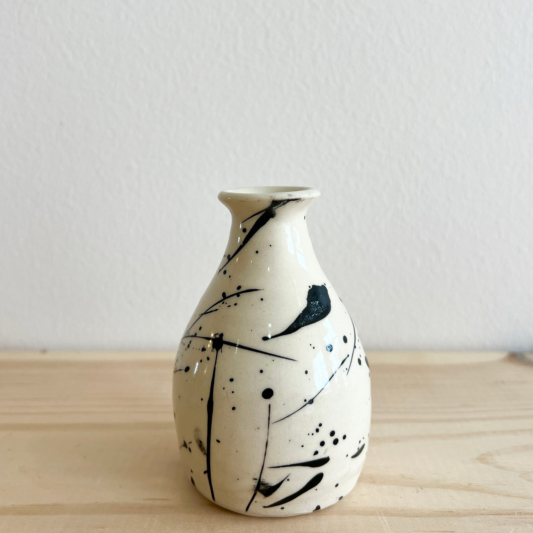Emovere Vase-1