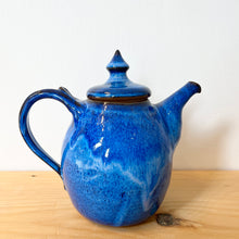 Load image into Gallery viewer, Teapot-Laurel
