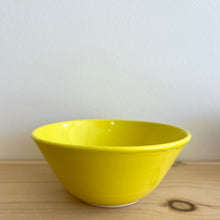 Load image into Gallery viewer, Soup Bowl-Daffodil
