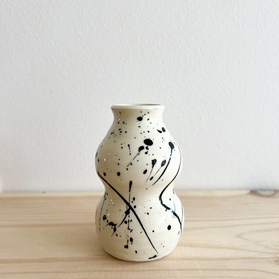 Emovere Vase-2