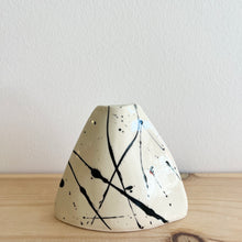 Load image into Gallery viewer, Emovere Triangle Vase
