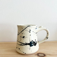 Load image into Gallery viewer, Emovere 12 oz Mug
