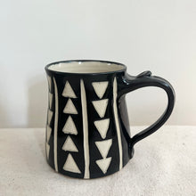 Load image into Gallery viewer, Black and White Mug- Triangles
