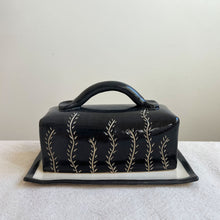 Load image into Gallery viewer, Butter Dish-Vines
