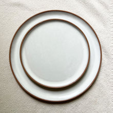 Load image into Gallery viewer, Dinner Plate-Linen
